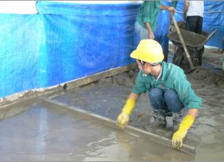 Thợ lát gạch nền, cán vữa nền, tôn nền nhà ở Hà Nội Thợ thi công cán vữa nền nhà ở Hà Nội